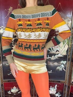 1970s Medieval Folk Knit